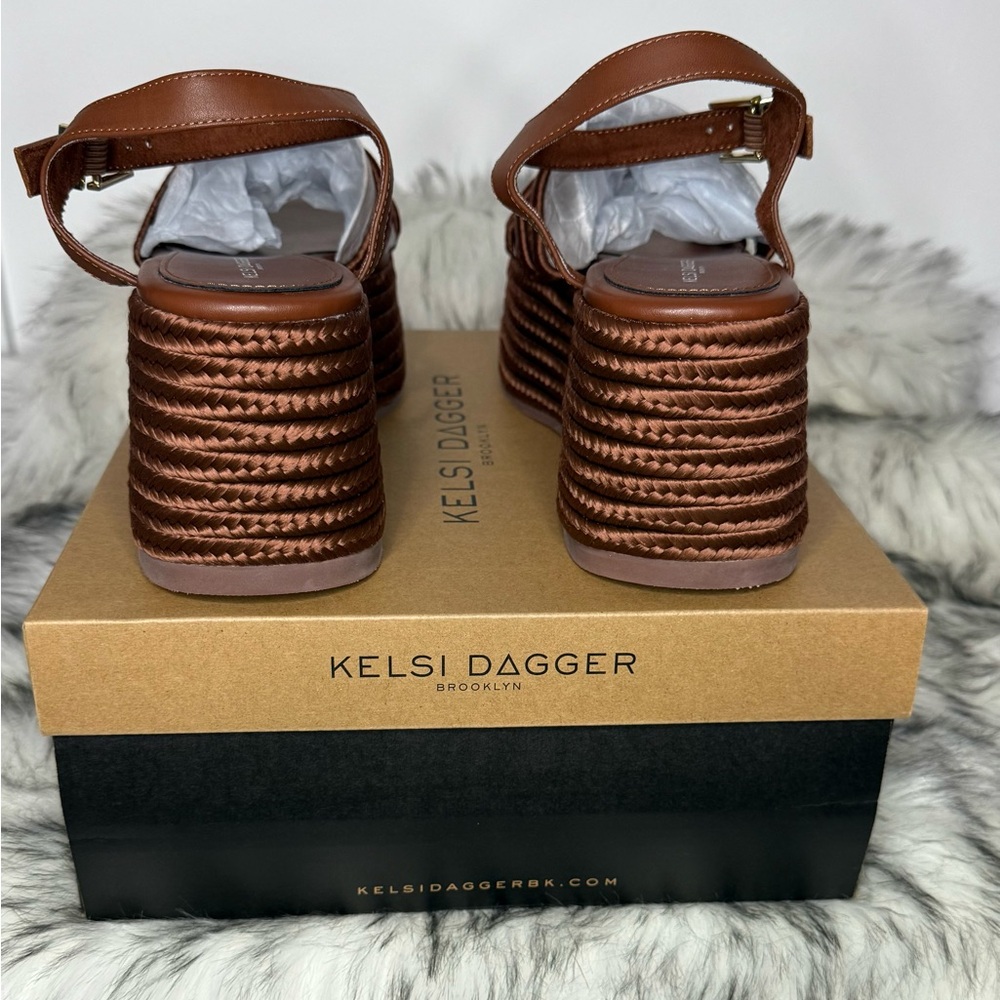 Kelsi Dagger NIB Mend Platform Sandal in Peanut - Picture 6 of 11